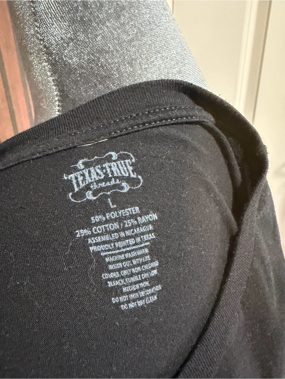 Texas True Threads Graphic Skull Tee Black Unisex Size XL Neon Floral Skull Tee - Picture 4 of 4